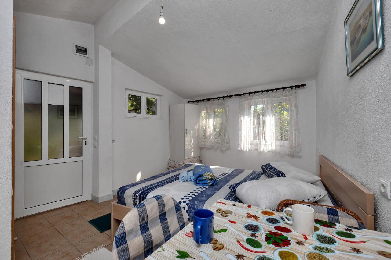 Apartments Nikola Bogomolje Kültér fotó